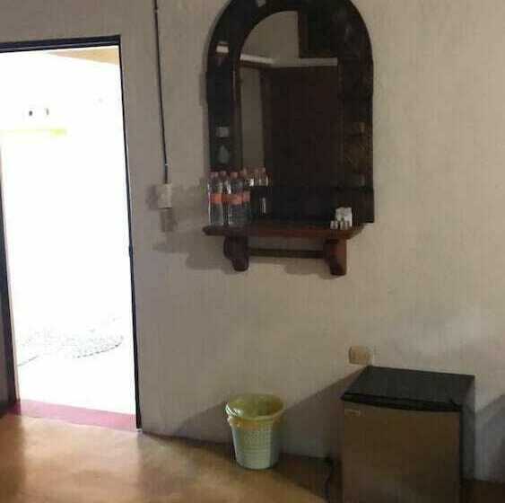 בית מלון כפרי Lush Boutique