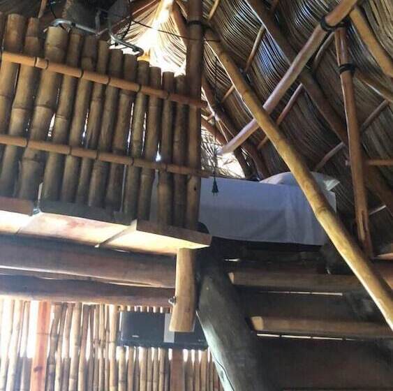 בית מלון כפרי Lush Boutique