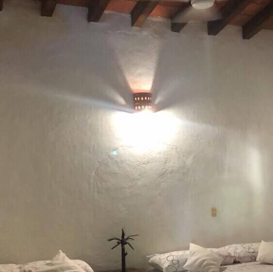 בית מלון כפרי Lush Boutique