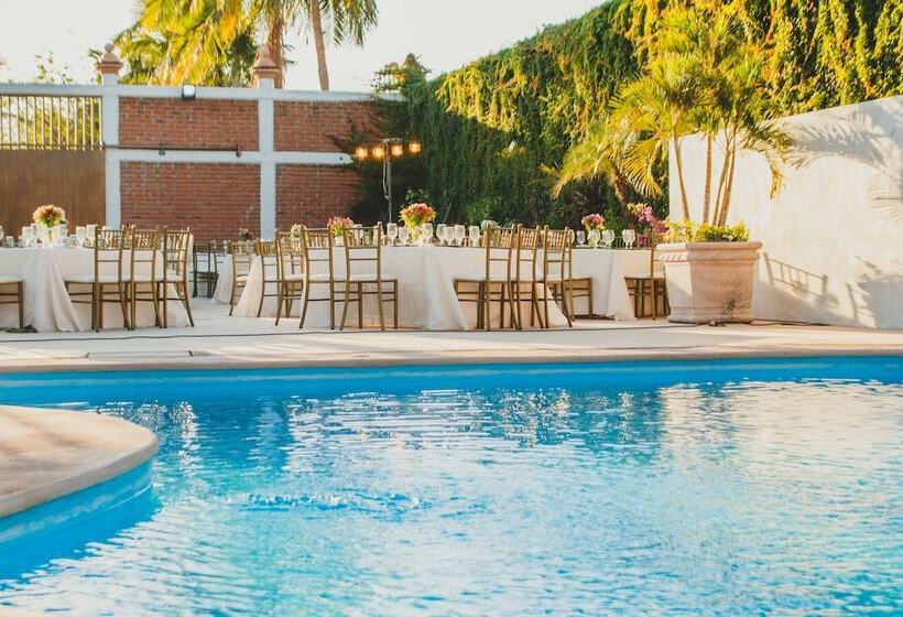 ホテル Maioris Navolato