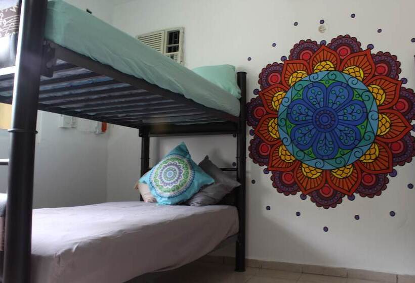 هتل Mandala Hostel
