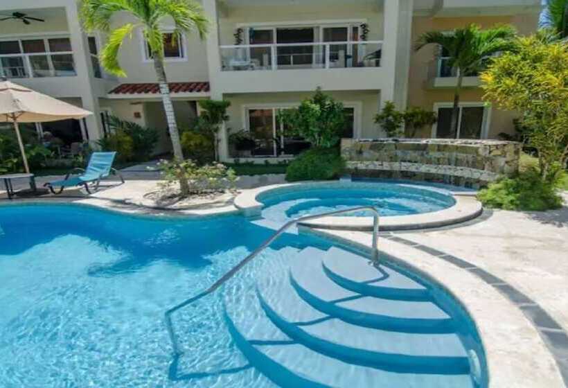 酒店 Paradise Condos