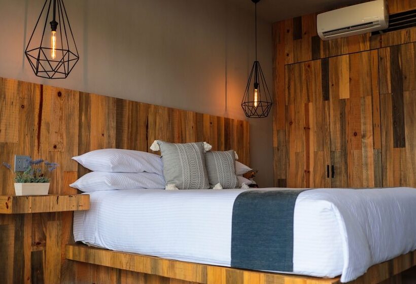 בית מלון כפרי Partana