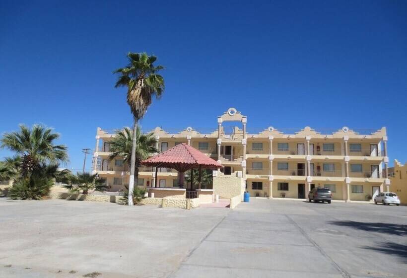 בית מלון כפרי Plaza Peñasco