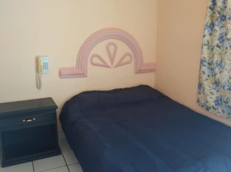 בית מלון כפרי Plaza Peñasco