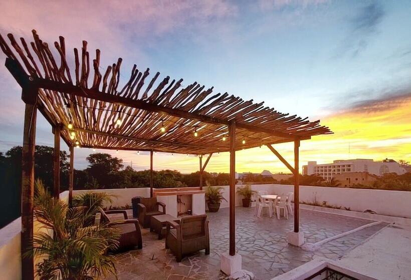 فندق Quinta Suites