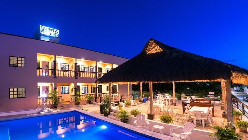 فندق Quinta Suites