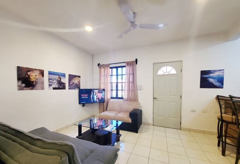 فندق Quinta Suites