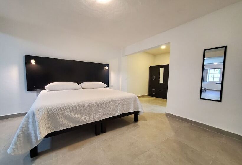 فندق Quinta Suites