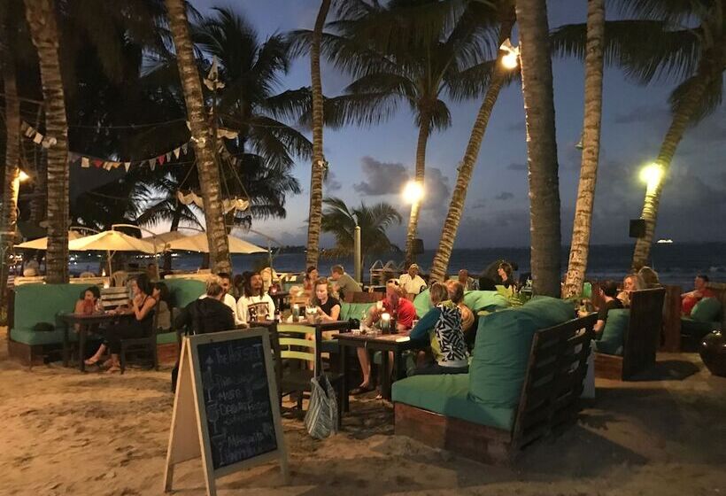 Отель The Hotspot Company