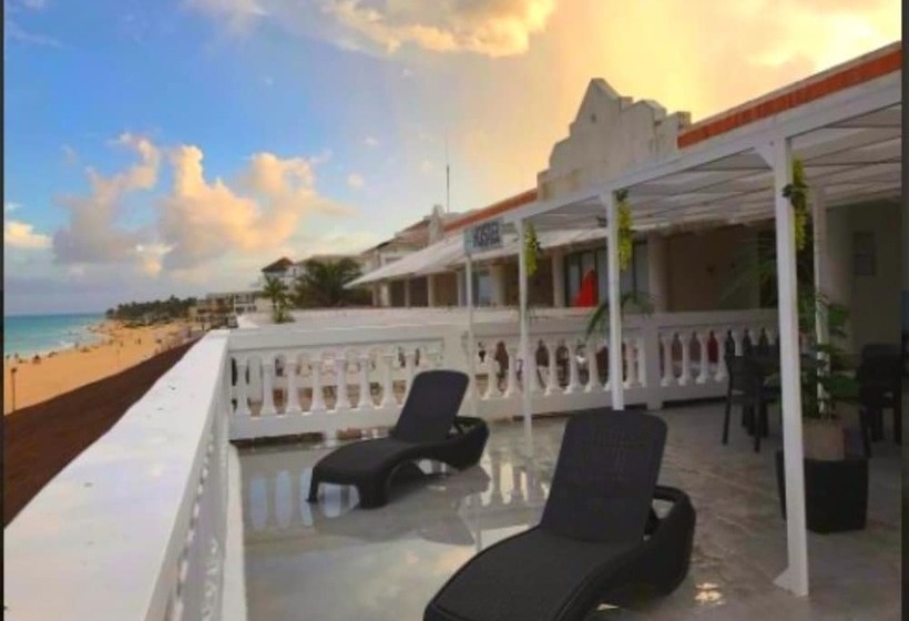 בית מלון כפרי Tribe On The Beach