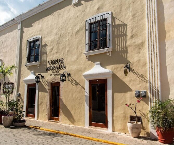 هتل Verde Morada