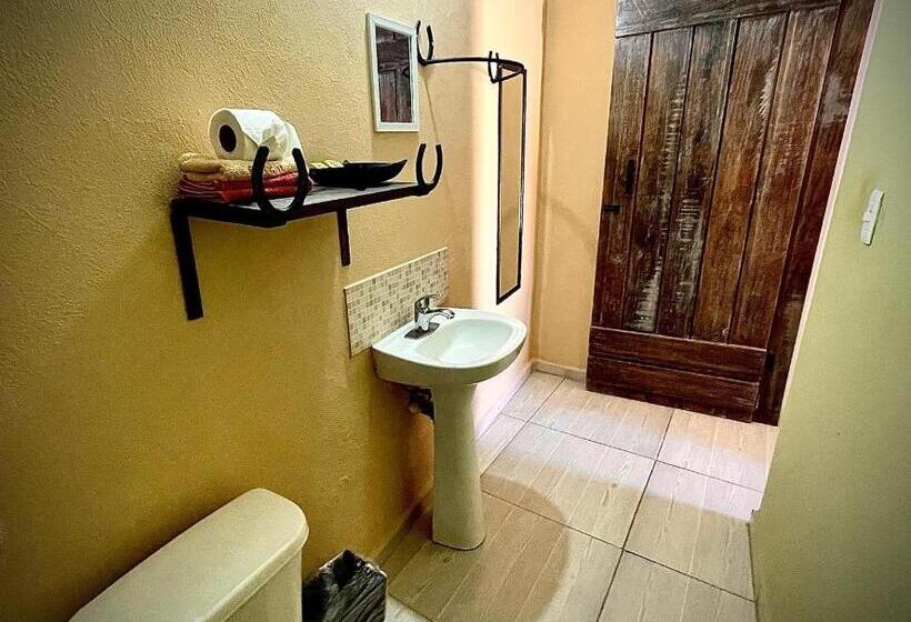 فندق West Refugio