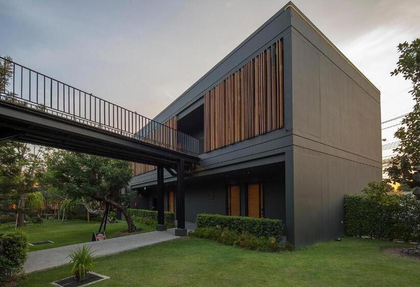 ホテル Wheeler Bed & Bike