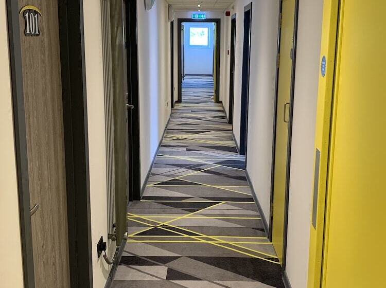 Motel Air Glasgow Airport