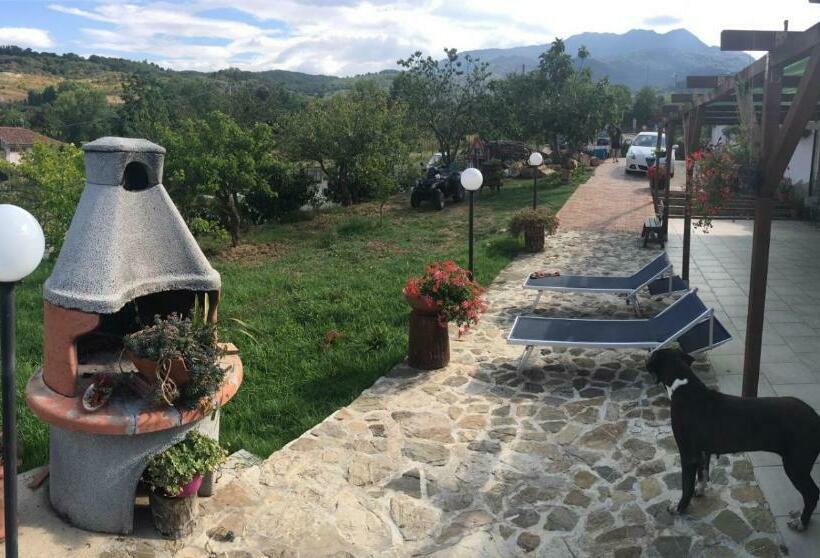 بنسيون Casa Nostra