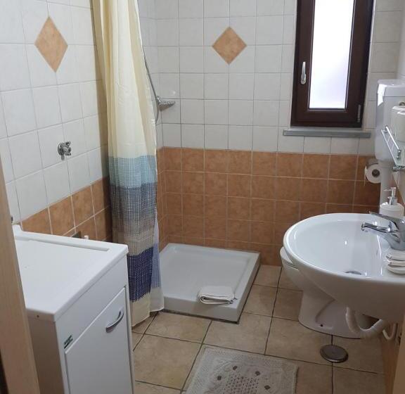 بنسيون Casa Nostra