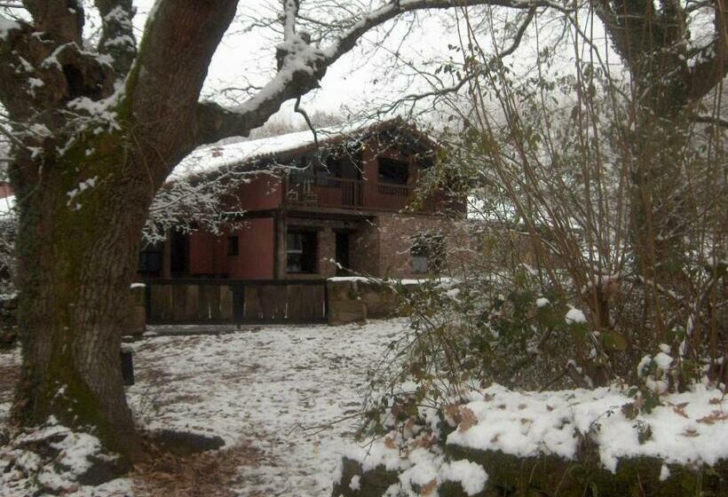 펜션 Hostal Itzalargikoborda