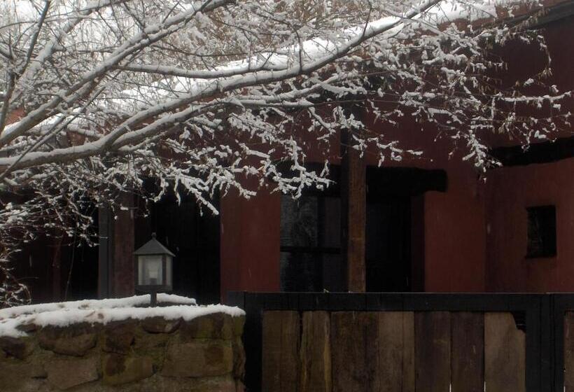 펜션 Hostal Itzalargikoborda