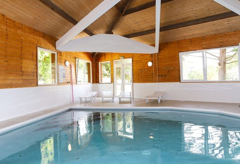 住所  Olydea - Les Sables Vignier