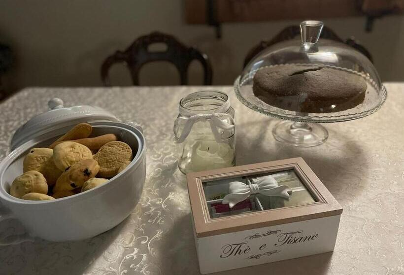 ベッドアンドブレックファースト Beb Montefratta