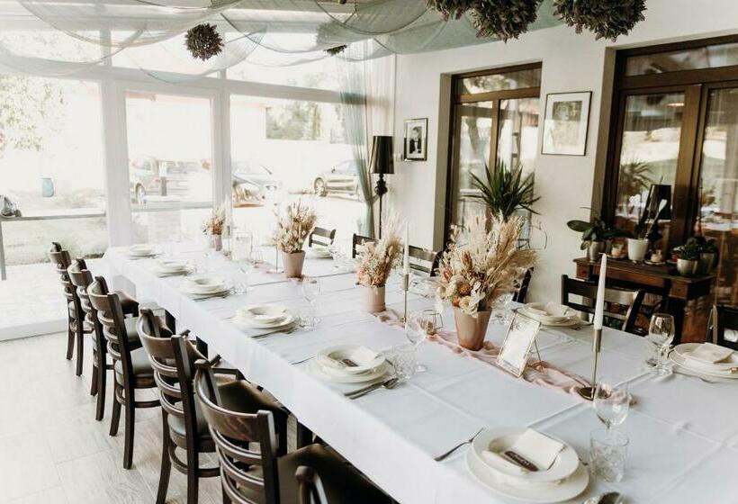 Bed and Breakfast Dreko Panzió & Borbisztró