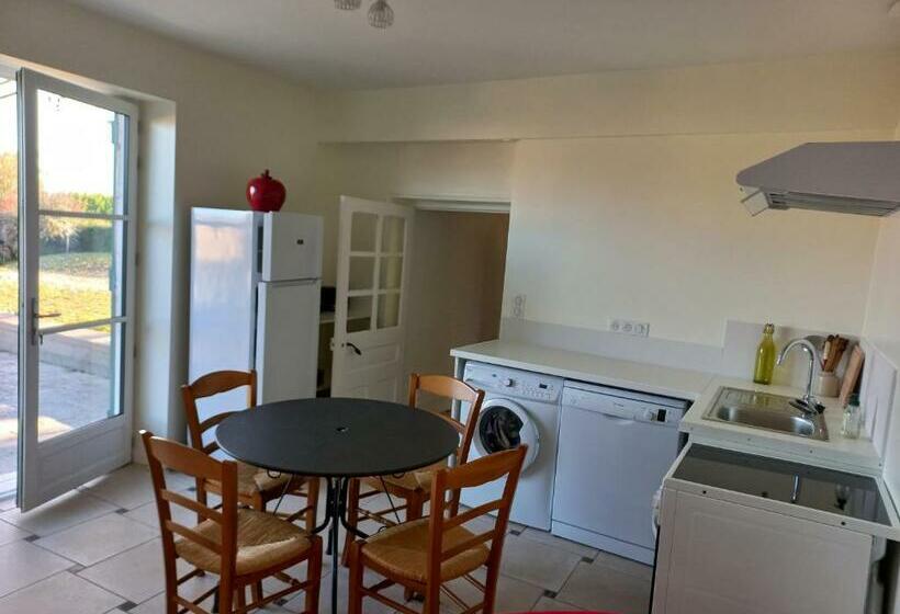 ベッドアンドブレックファースト L Eglantyne