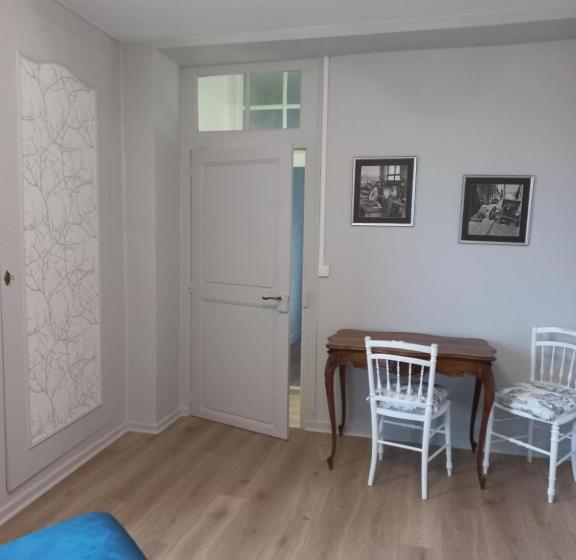 ベッドアンドブレックファースト L Eglantyne