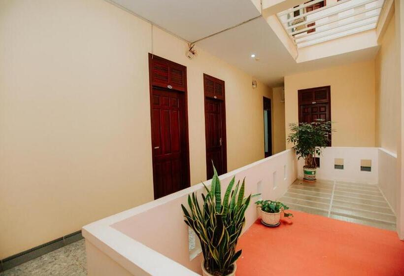 تختخواب و صبحانه Nhà Nghỉ Kim Lài đối Diện Bệnh Viện Tỉnh Gia Lai 132 Tôn Thất Tùng