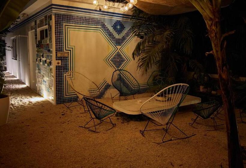 בית מלון כפרי Aljanna House