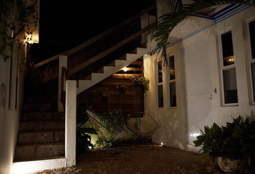 בית מלון כפרי Aljanna House