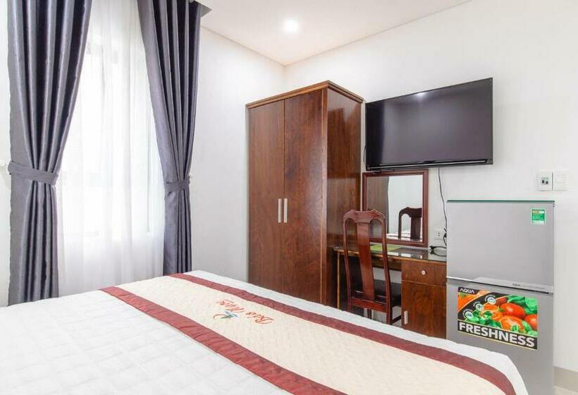 Bao Ngoc Hotel & Apt