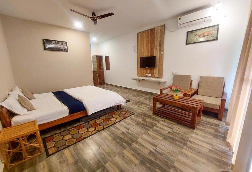 호텔 Grand Narmada Jungle Homestay Resort Bandhavgarh