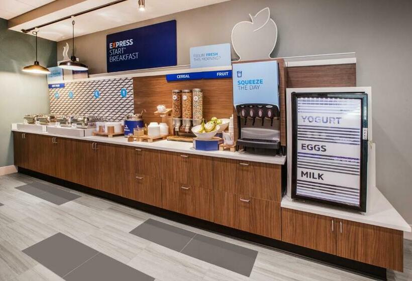 فندق Holiday Inn Express & Suites   Canton, An Ihg