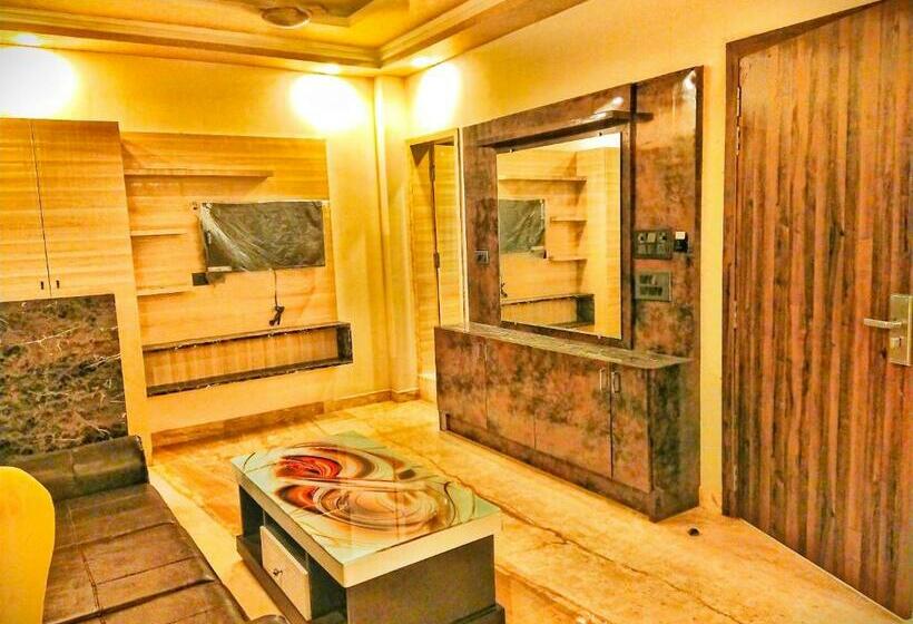 酒店 Shri Tirupati Residency