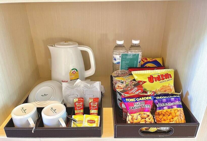 בית מלון כפרי The Poem