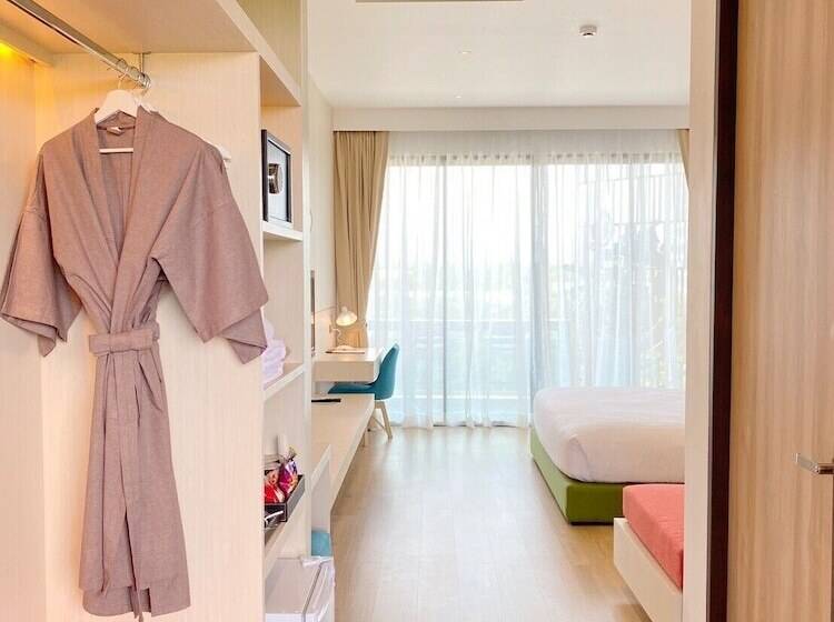 בית מלון כפרי The Poem