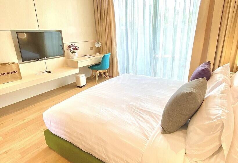 בית מלון כפרי The Poem