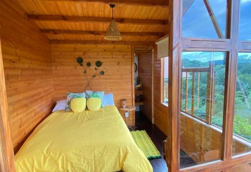 ホテル Tropical House