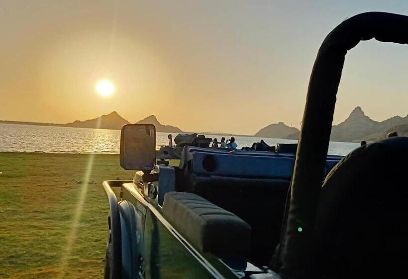 Jawai Bagpackers Hostel