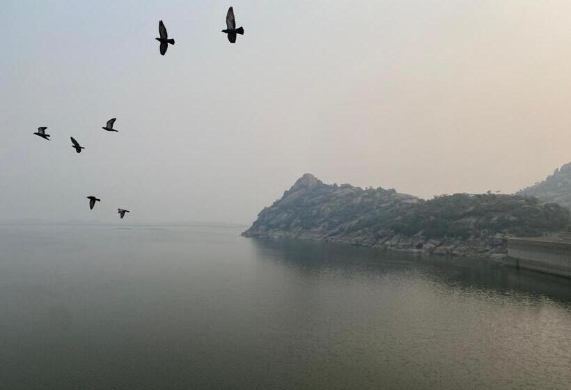 Jawai Bagpackers Hostel