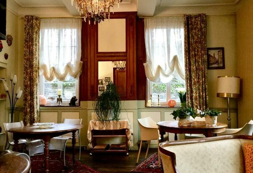 بنسيون Au Temps Jadis