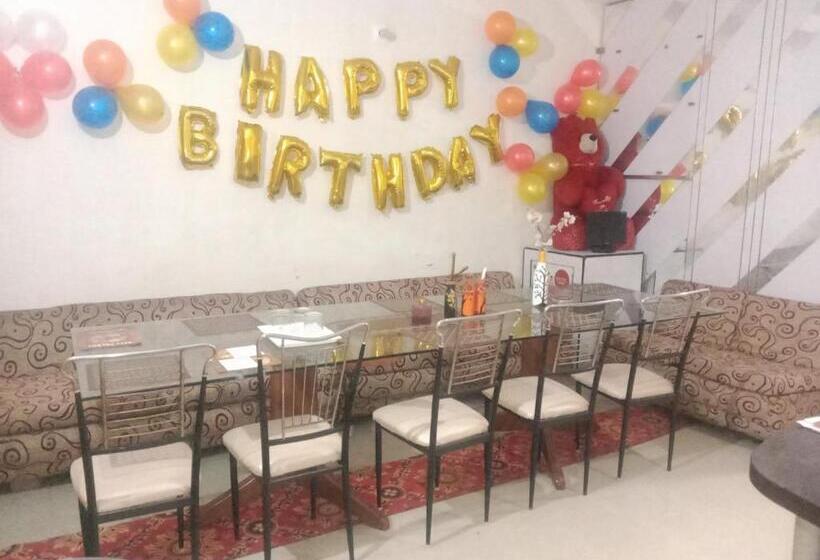 Пансион City Palace