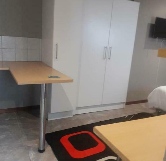 Пансион Sasha Guest House