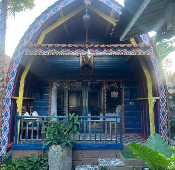 פנסיון Villa Telaga Wana