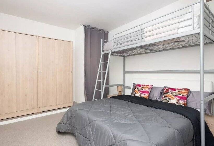 Apartamentos Nevada Mikka 3000