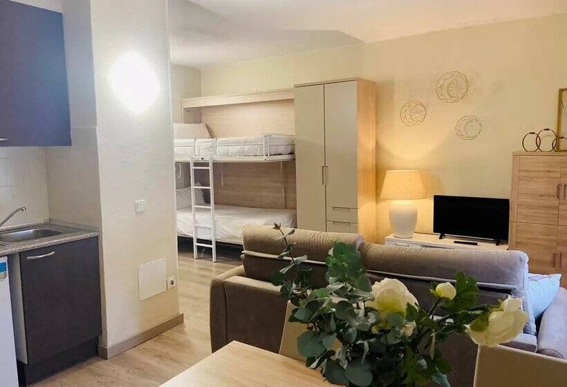 Apartamentos Nevada Mikka 3000