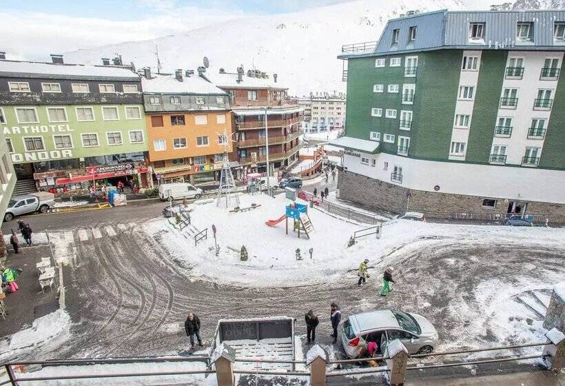 Apartamentos Nevada Mikka 3000