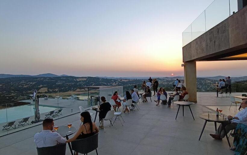 هتل Es Desconecta2