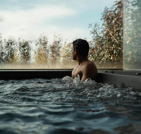 هتل Es Desconecta2